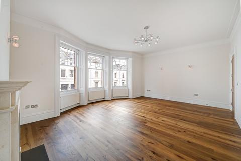 4 bedroom flat to rent, Wynnstay Gardens, Kensington, London
