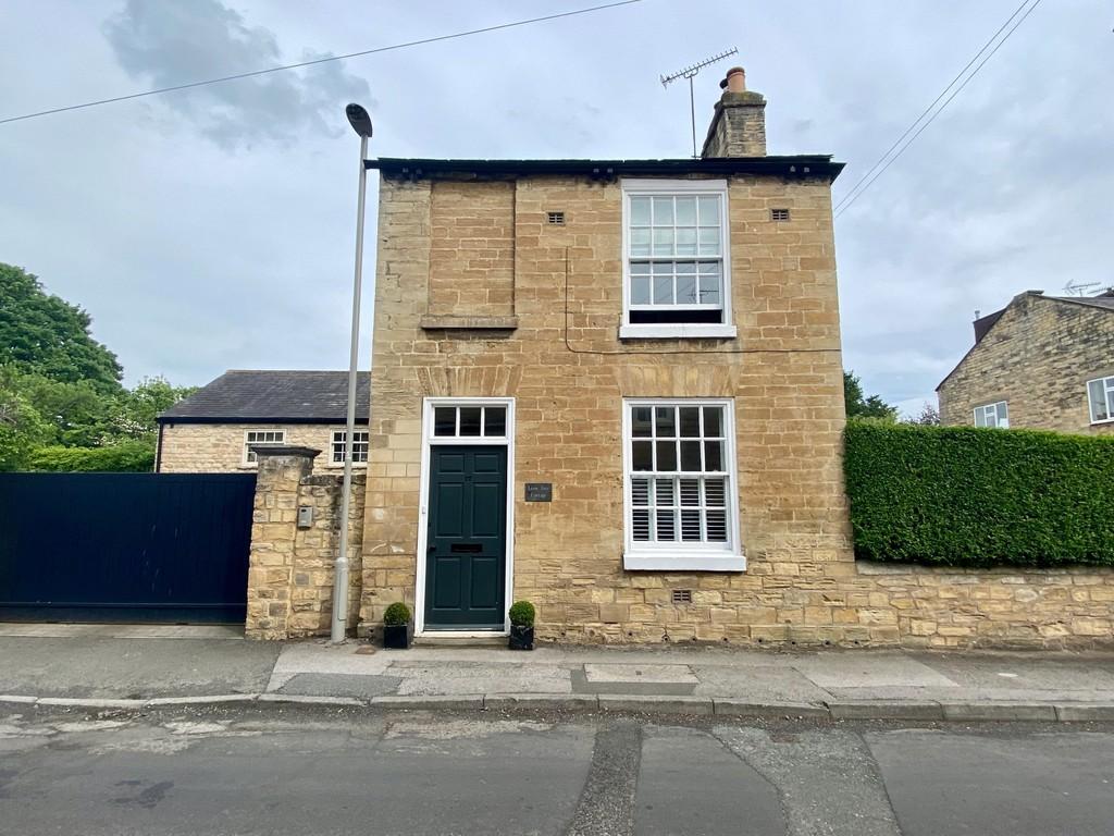 Church Street, Boston Spa, LS23 2 bed detached house £465,000