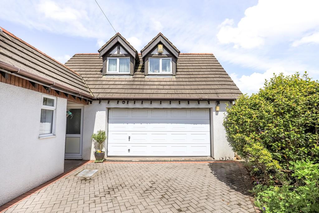 136 Heol Croesty, Pencoed, Bridgend... 4 bed detached house £415,000