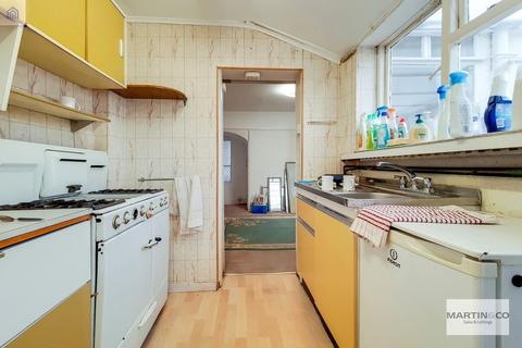 7 Eland Road, Croydon, CR0 4LJ