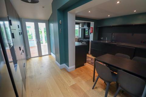 3 bedroom terraced house for sale - Claude Avenue, Oldfield Park, Bath