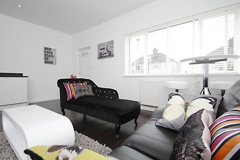3 bedroom apartment to rent - Wharton Road, Headington