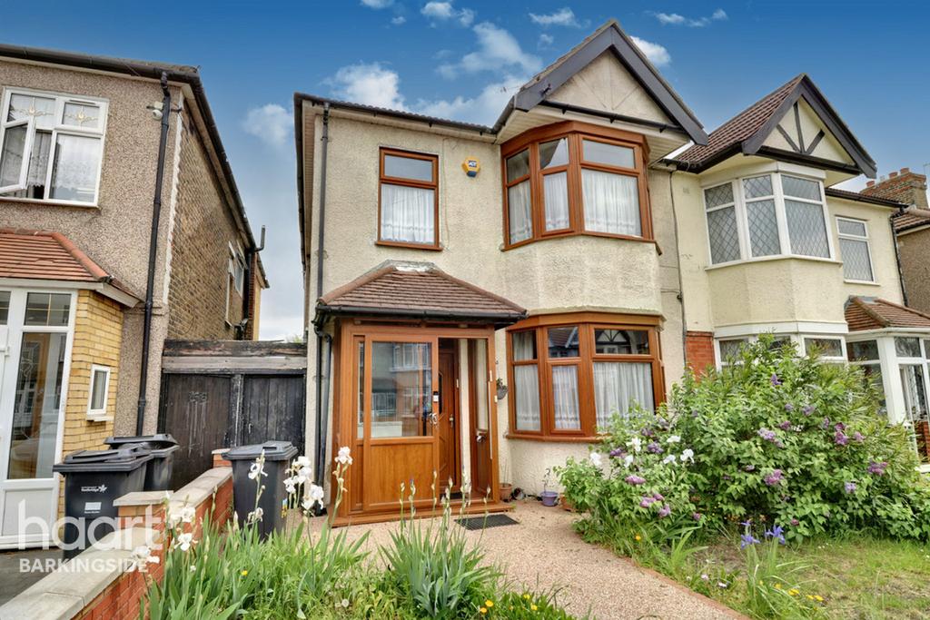 Beehive Lane, Redbridge 5 bed semidetached house for sale £600,000