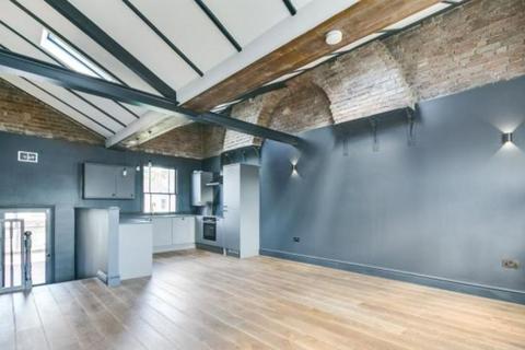 Flat D, 10 Scawfell Street, London, E2 8NG