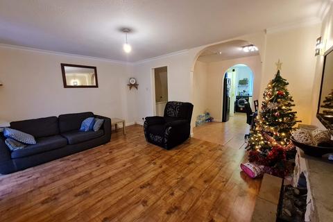 48 Duddington Close, London, SE9 4JD