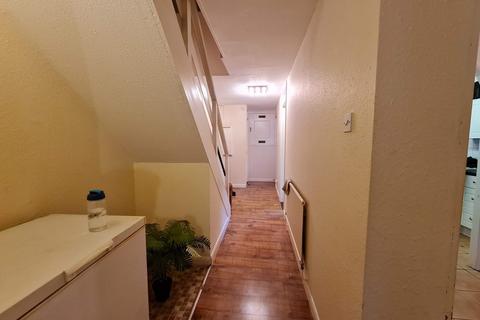 48 Duddington Close, London, SE9 4JD