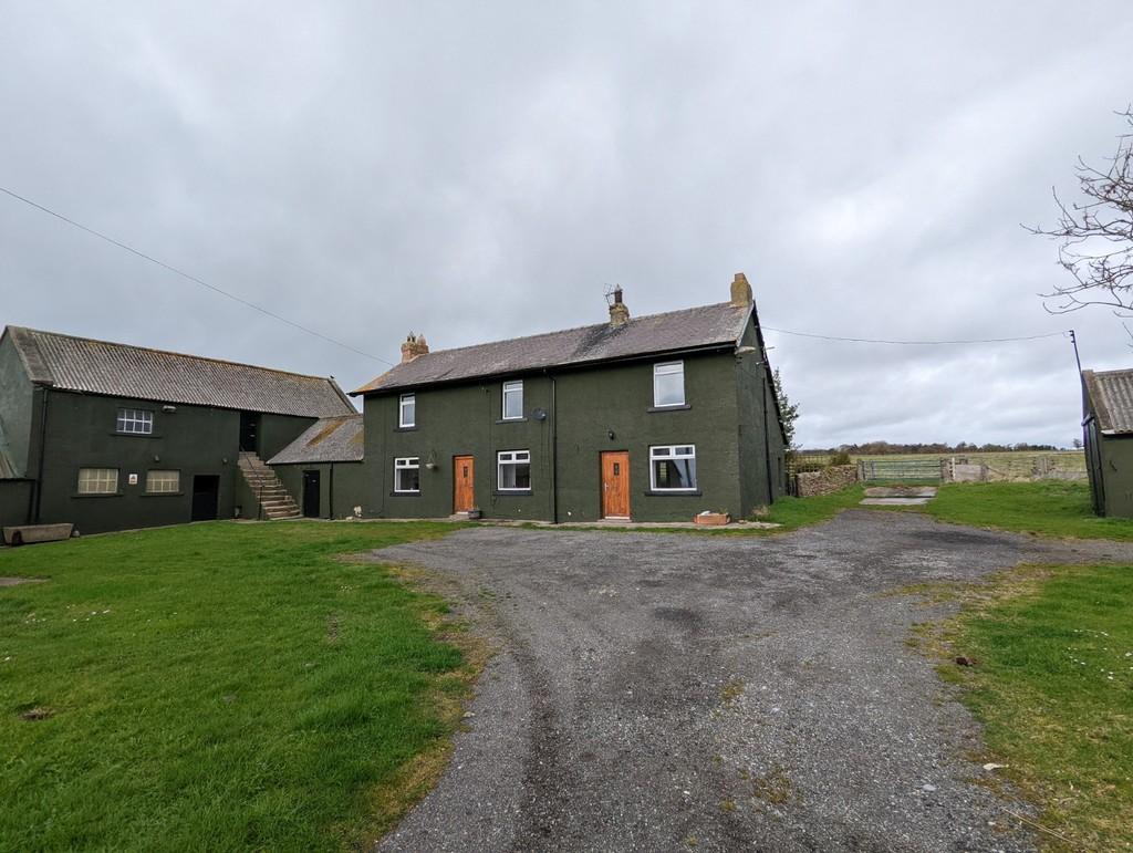 Tow Law 3 bed farm house £925 pcm (£213 pw)