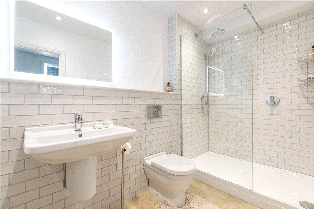 Bed Two En-Suite