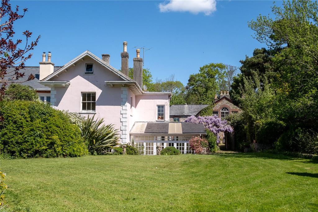 Woodbury Lane, Axminster, Devon, EX13 7 bed house £750,000