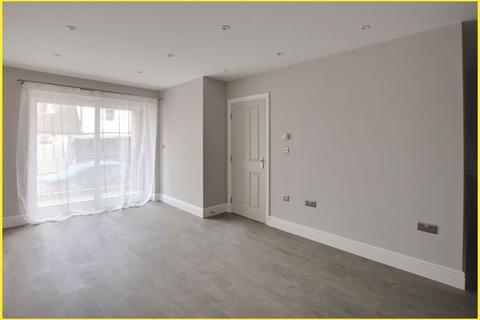 1 bedroom apartment to rent - Wickham Road, Shirley
