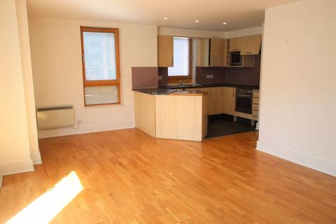 2 bedroom apartment for sale - The Oaks Square, Epsom