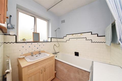10 Linkside, London, N12 7LF