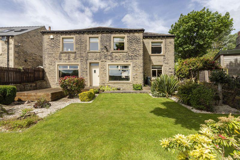 Far Syke House, Saddleworth Road, Greetland HX4 8NU 4 bed detached