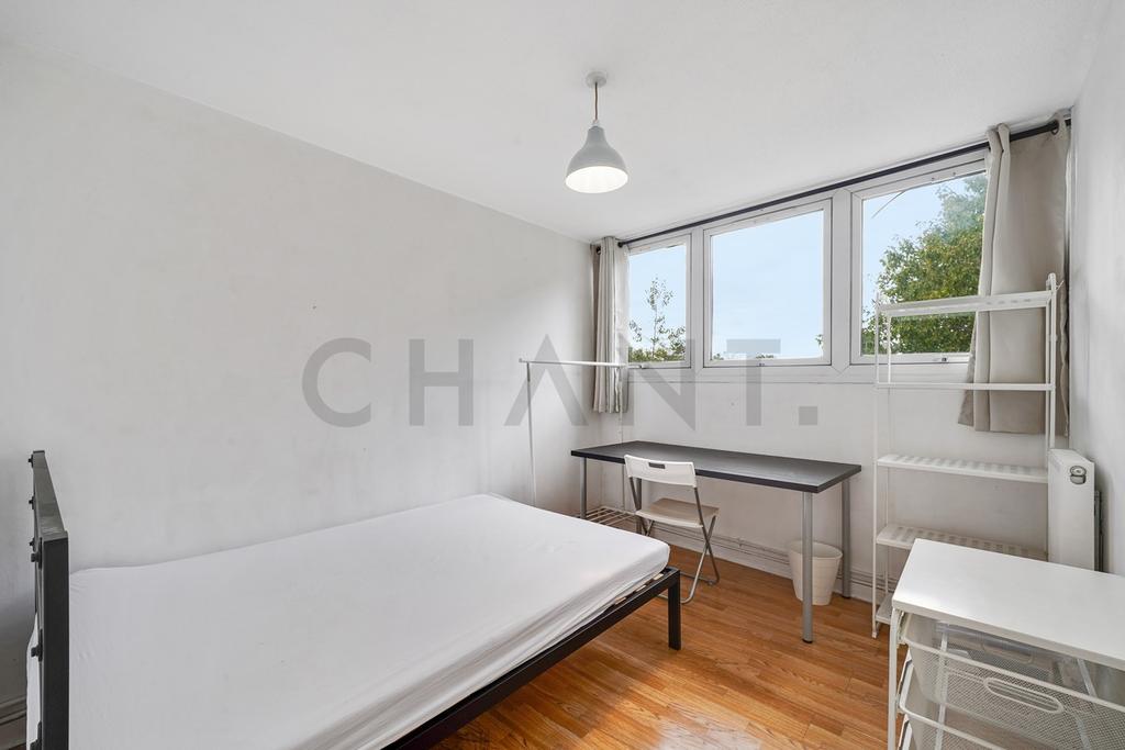 Monica Shaw Court, Purchese Street... 4 bed apartment £3,466 pcm (£800 pw)