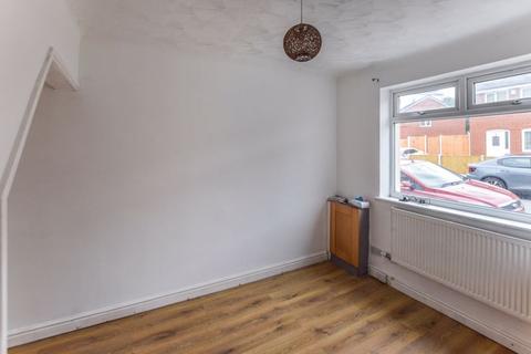 3 bedroom terraced house for sale - Church Street, Widnes