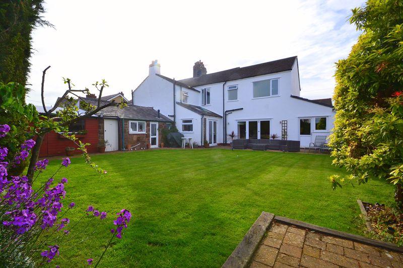Radnor Avenue, Heswall 4 bed semidetached house £495,000