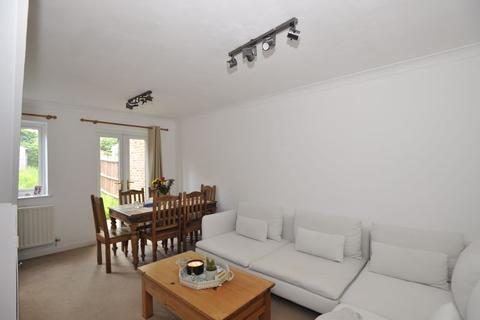 2 bedroom terraced house to rent - Mill Close, Haslemere