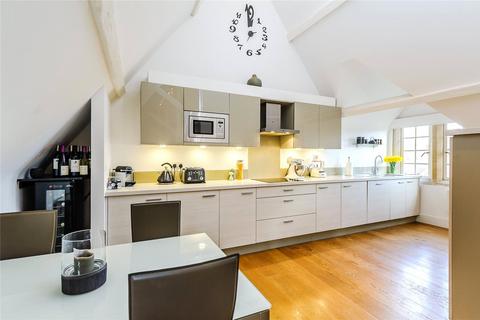 2 bedroom penthouse for sale, Tudor Court, The Galleries, Brentwood, Essex, CM14