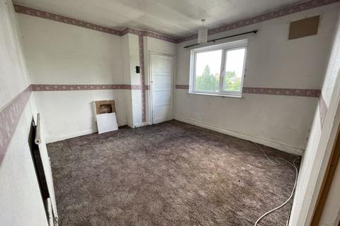 196 South Road, South Ockendon, RM15 6BU