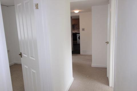 2 bedroom apartment to rent - Waterloo Close, Wrexham