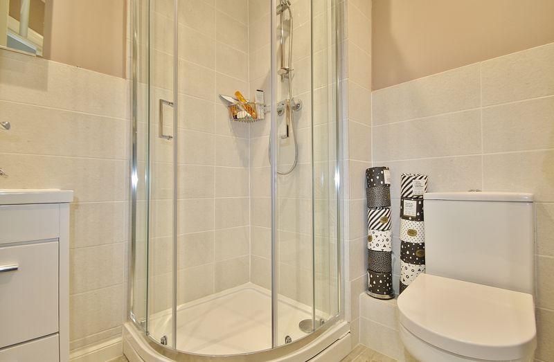 Ensuite to Bedroom 2