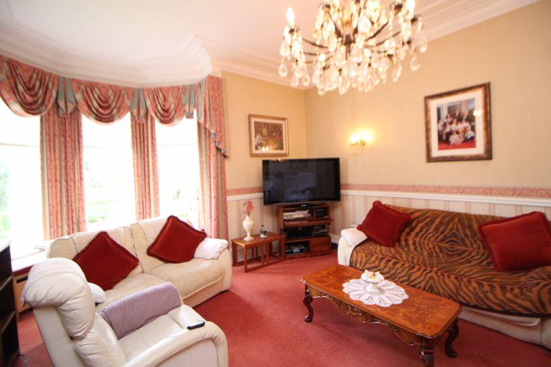 Townsend Crescent, Kirkcaldy 5 bed detached villa £525,000