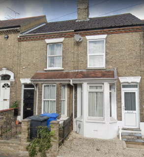 4 bedroom terraced house to rent, Avenue Road