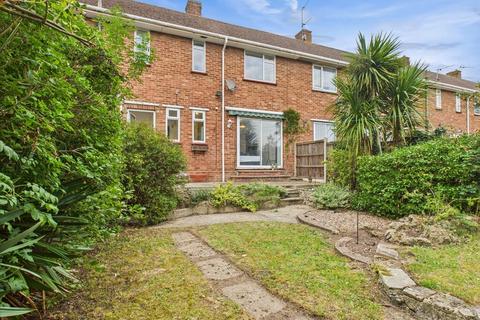 4 bedroom terraced house to rent, Wilberforce Road