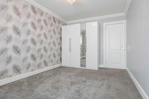 2 bedroom flat for sale - Marina Road, Bathgate