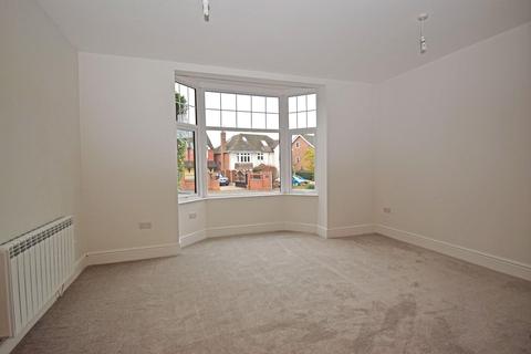 2 bedroom apartment for sale - 1 Chester House, Wellington Road, Aston Fields, Bromsgrove, Worcesterhire, B60 2AX