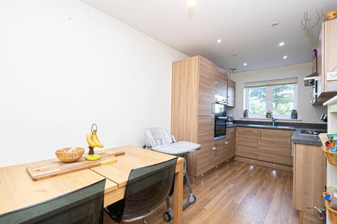 85 Blenheim Square, North Weald, Epping, CM16 6FQ