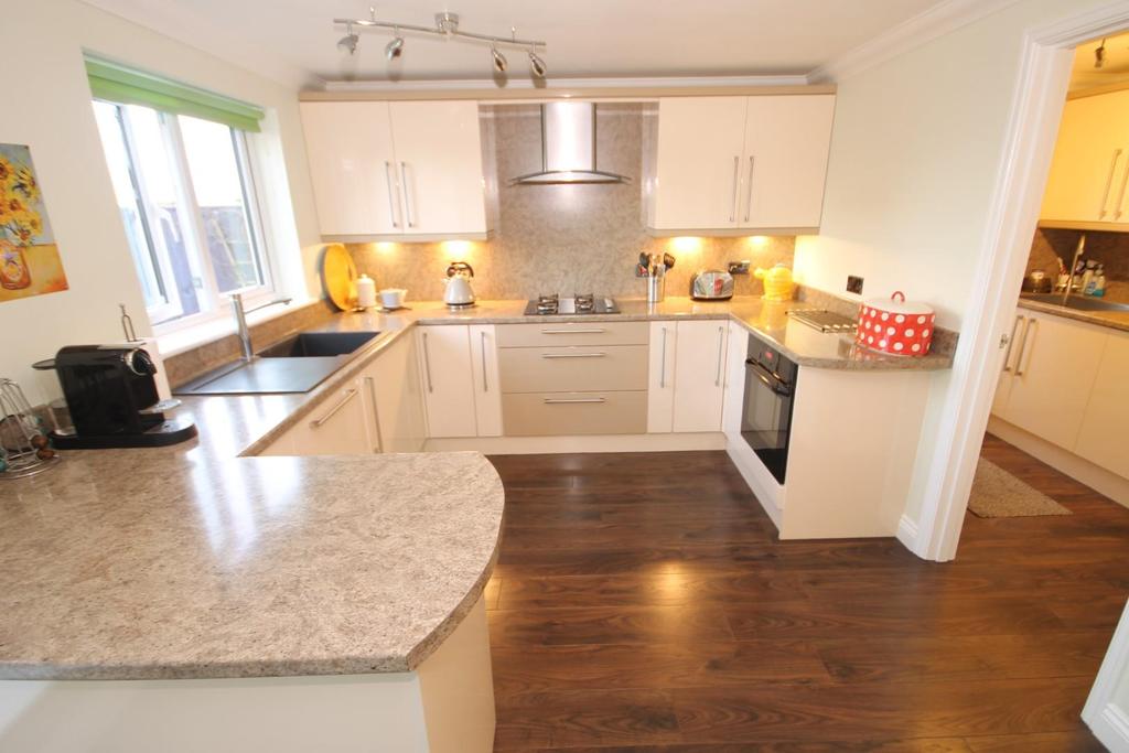 Kitchen diner