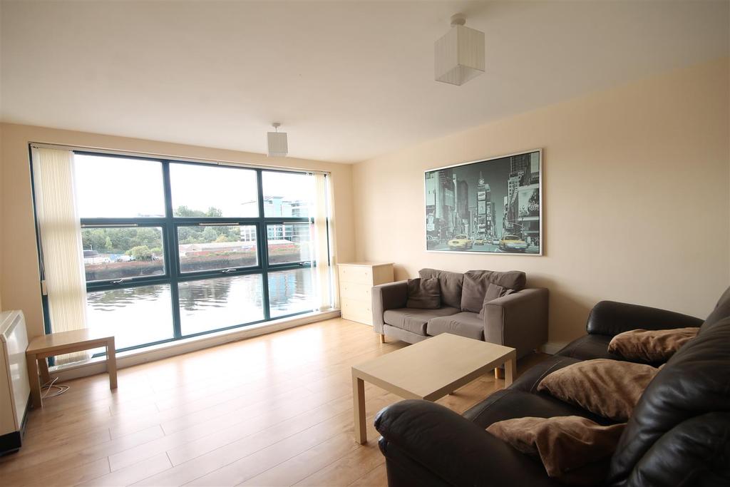Mariners Wharf, Quayside, Newcastle... 2 bed apartment £850 pcm (£196 pw)