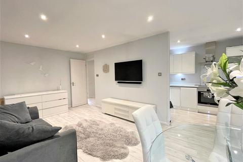 1 bedroom apartment to rent - Hayes Lane, Beckenham, BR3