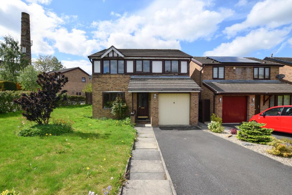 The Moorings, Burnley 4 bed detached house £250,000