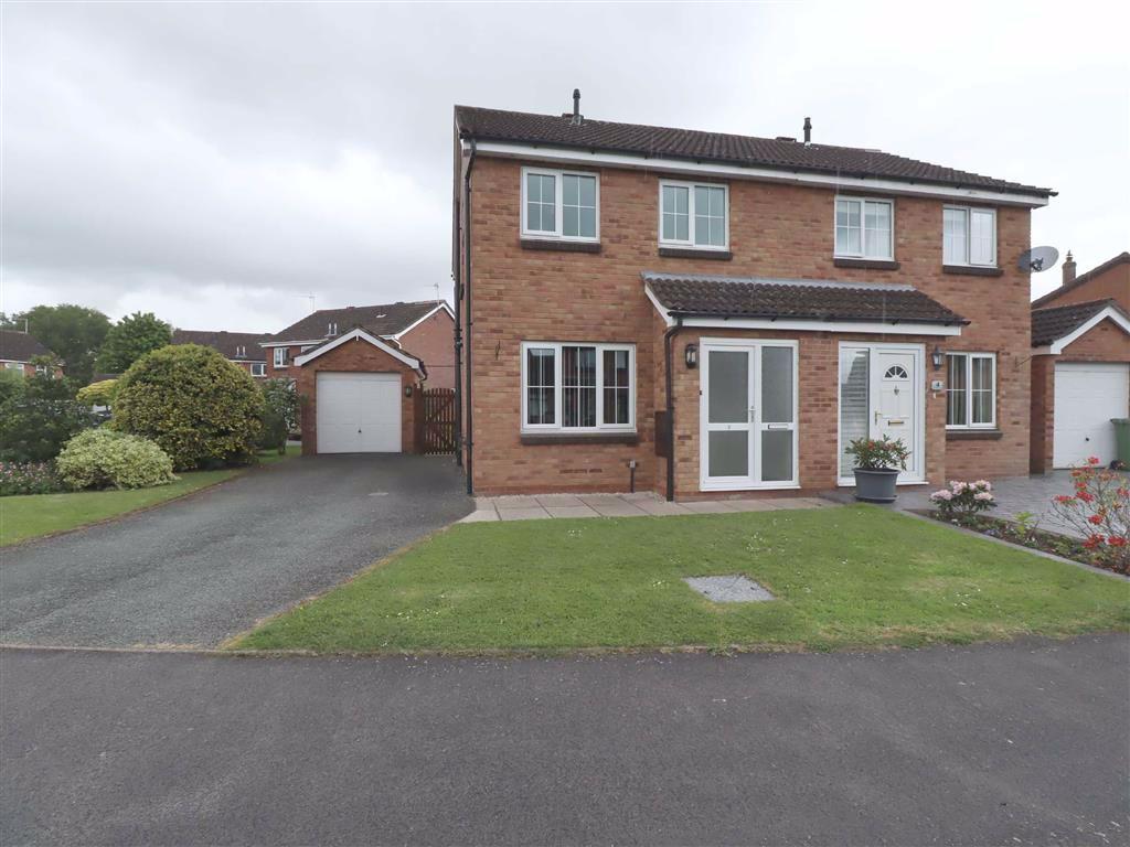 Fir Tree Close, Ellesmere, SY12 3 bed semidetached house £209,995