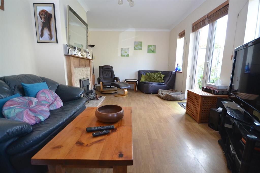Leybourne Avenue, Bournemouth 4 bed semidetached house for sale £400,000