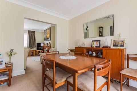 76 Laurel Way, London, N20 8HU
