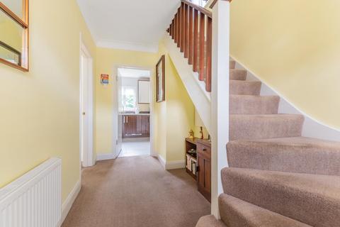 76 Laurel Way, London, N20 8HU