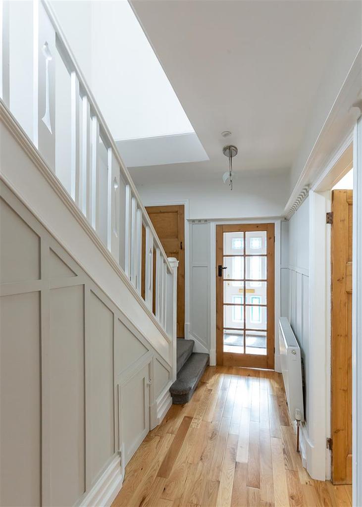Kenton Lane, Gosforth, Newcastle upon... 3 bed semidetached house £