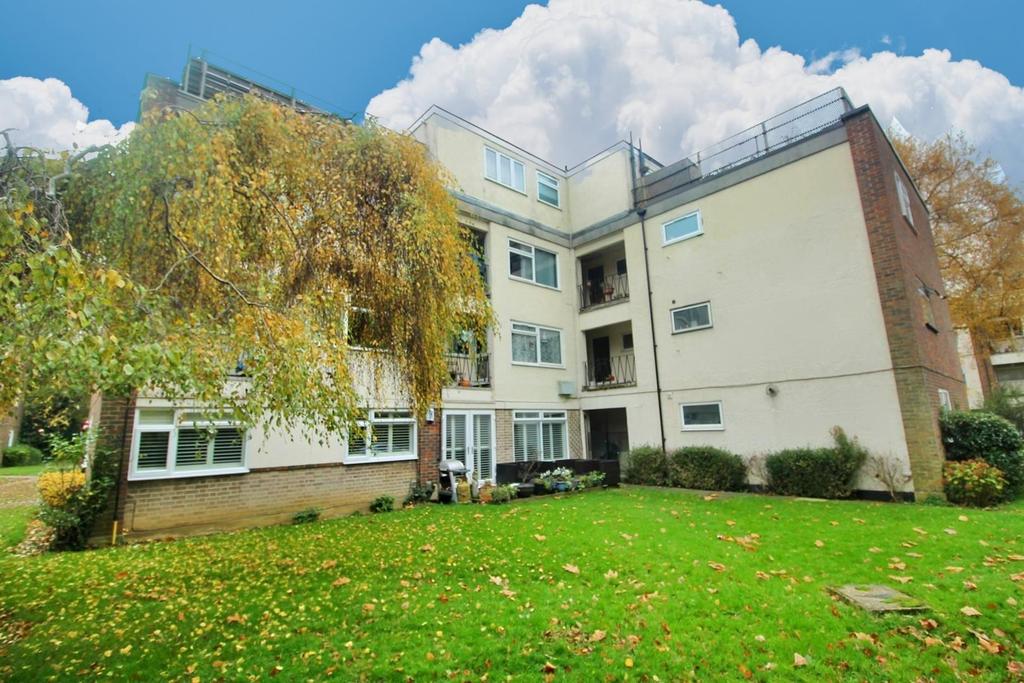 Dunraven Drive, Enfield Studio £200,000
