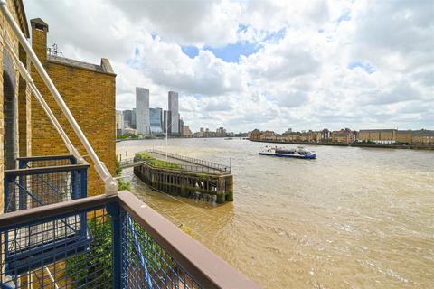 3 bedroom apartment for sale - Papermill Wharf, Narrow Street, Limehouse E14