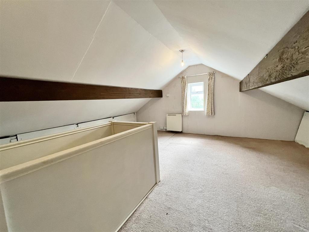 2 nd floor loft room