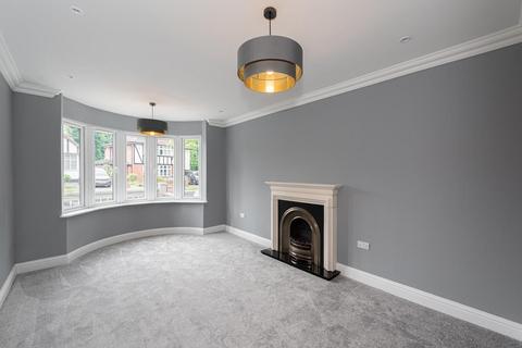 92 Manor Drive, Epsom, KT19 0ET