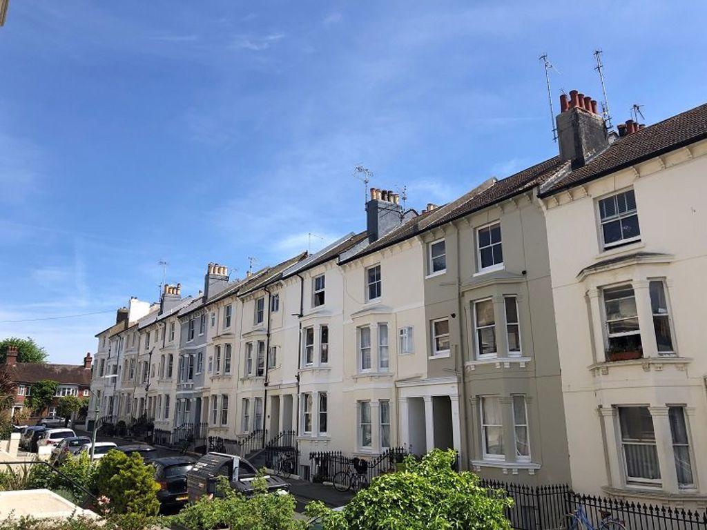 Lansdowne Street, Hove, BN3 1FR. 1 bed flat £995 pcm (£230 pw)