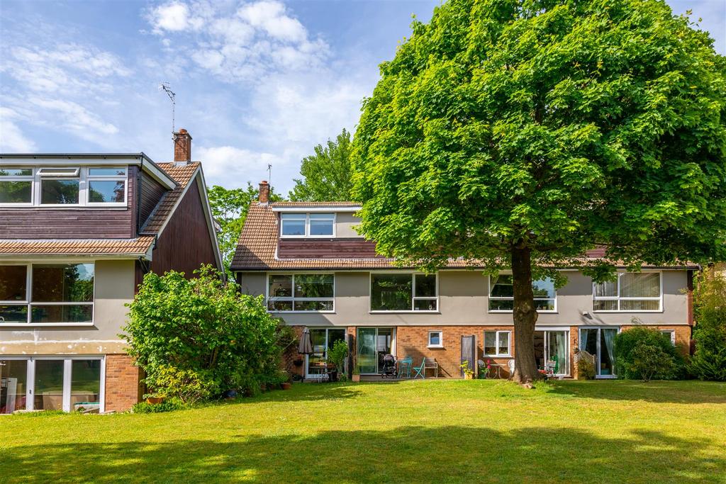 Reigate Road, Reigate 2 bed townhouse £500,000