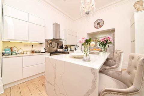 48 Woodside Park Road, London, N12 8RS