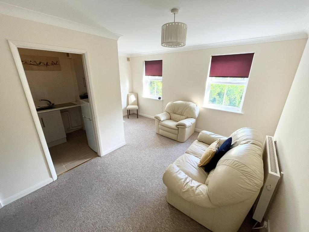Surrey Road, Westbourne, Bournemouth 1 bed apartment £695 pcm (£160 pw)