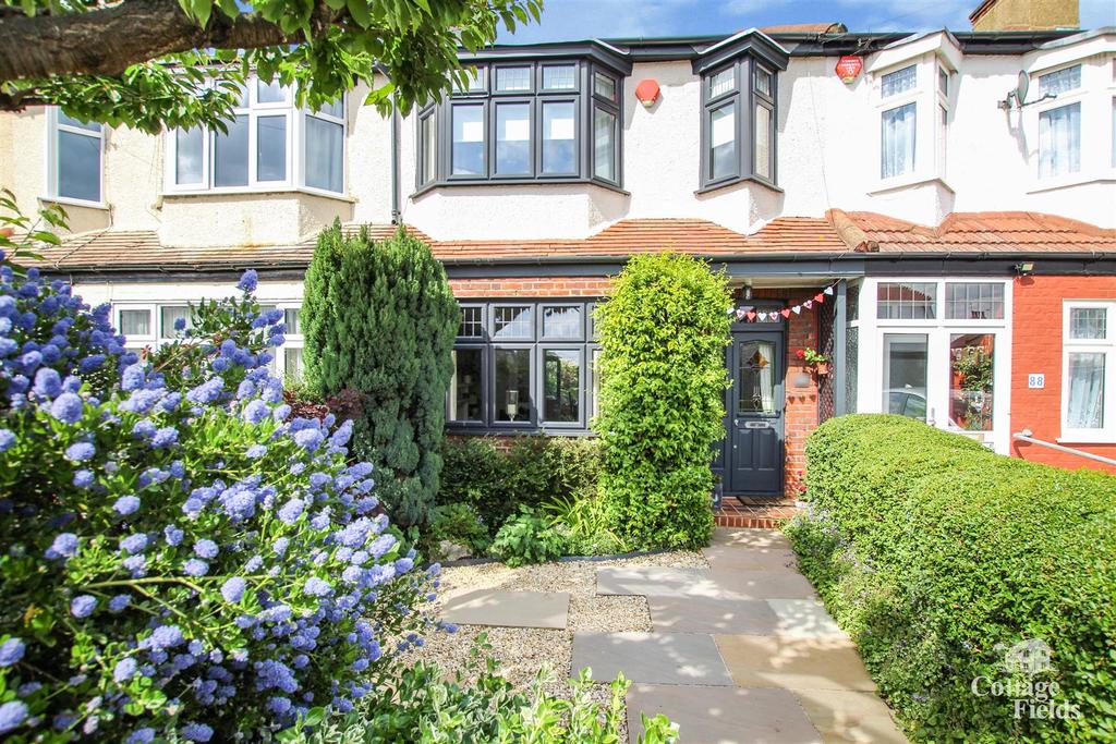 Russell Road, Enfield EN1 3 bed terraced house £550,000