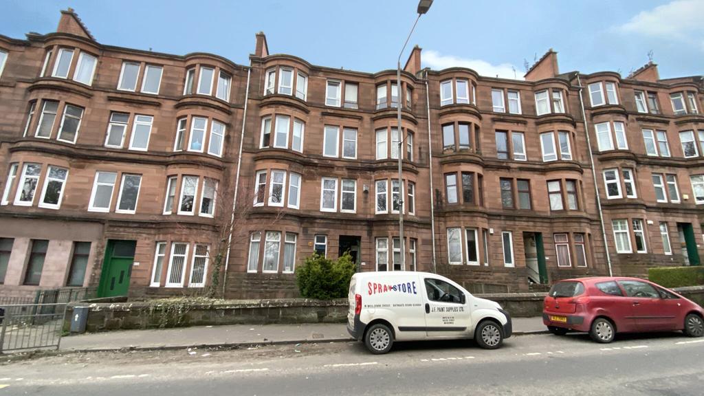 598 Tollcross Road, Tollcross 1 bed flat £550 pcm (£127 pw)